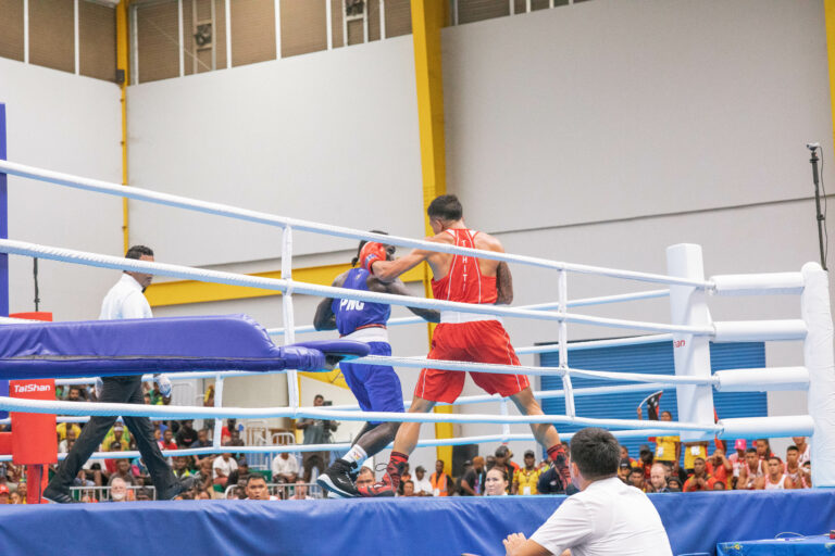 Boxing heats up on day 3